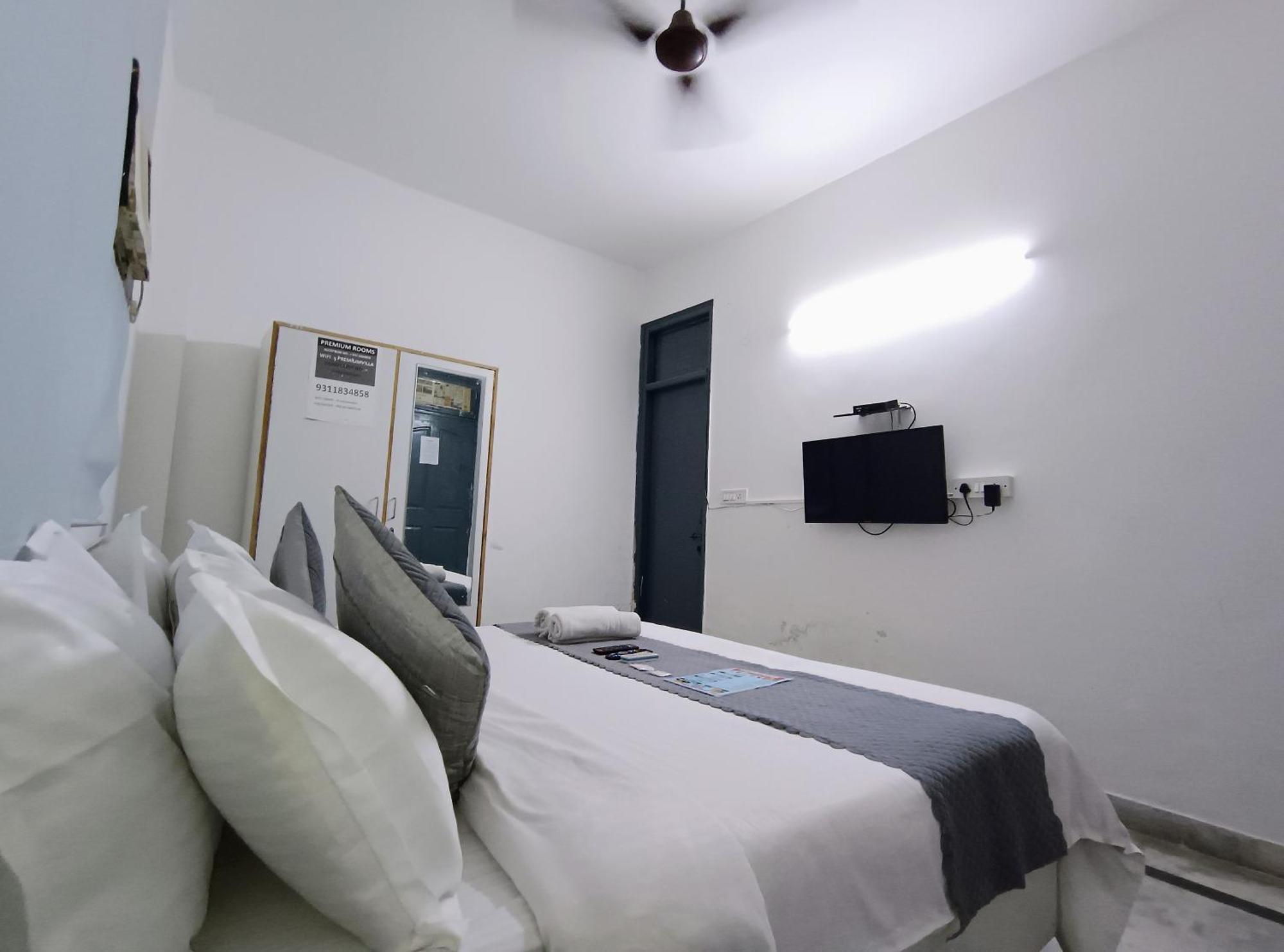 Hotel Hauz Khas View 3*